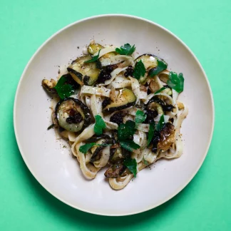 Tagliatelle de Curgete ao estilo Toscano